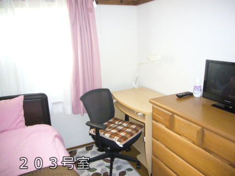 ２０３号室－２