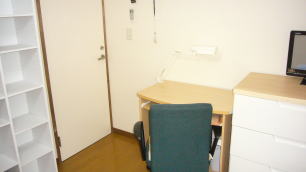 �Q�O�R�����@�Q�K�E�U��