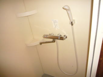 �V�����[�w�b�g